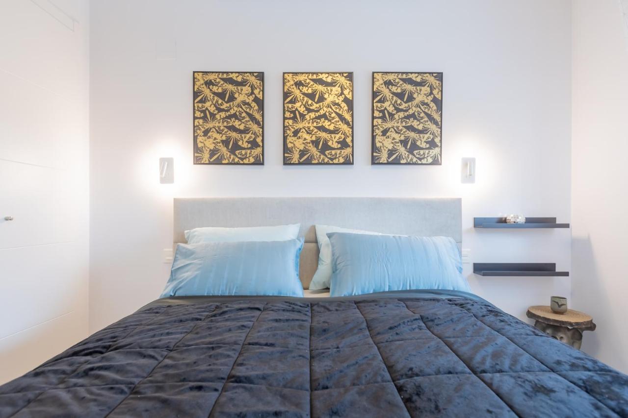 Lejlighed Luxury Brand New 2-bedroom Apartment, 3 Min Walk To The Beach! Marbella